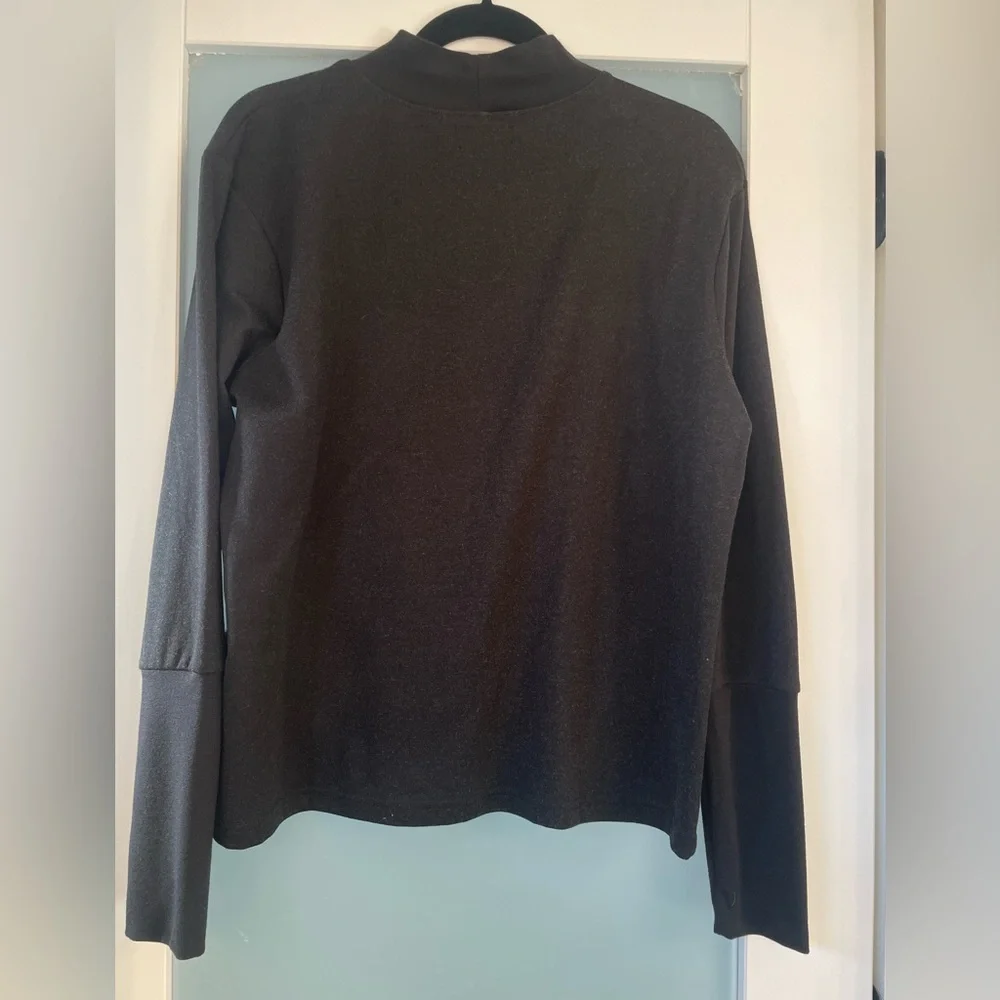 Fundamental Coast Black Top